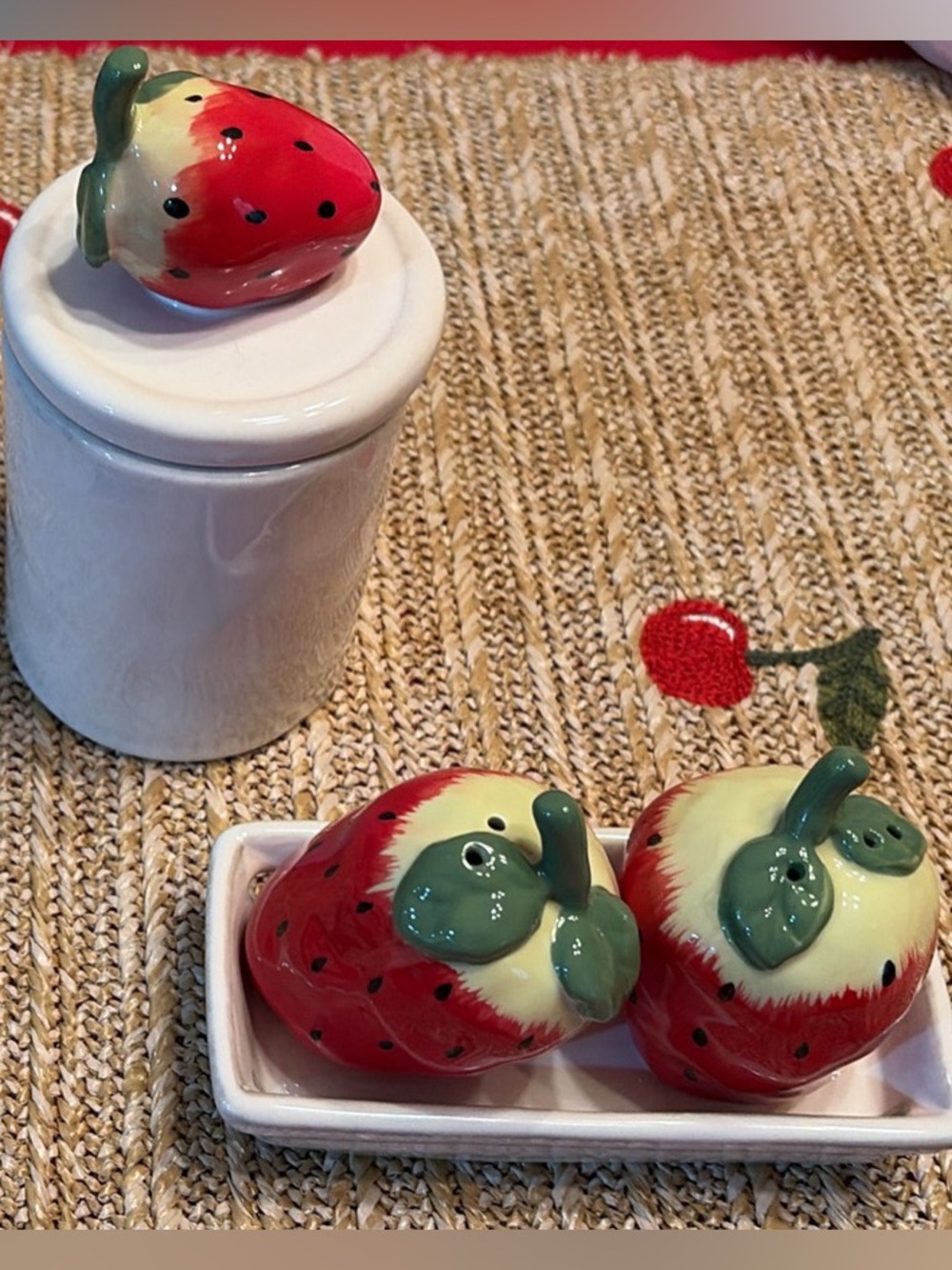 Anthropologie Red & Green Strawberry Ceramic Salt and Pepper Set with Jar